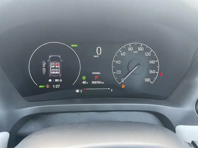 ホンダ ヴェゼル ハイブリッド e:HEV PLaY 千葉県 2023(令5)年 0.9万km サンドカーキパール パノラマルーフ/ホンダセンシング/・衝突軽減ブレーキ/レーンキープアシスト/・レーダークルーズコントロール・オートハイビーム/・クリアランスソナー・/ブラインドスポットモニター/・標識認識/踏み間違い防止/ホンダコネクトディスプレイナビ/・フルセグ/BT/USB/カープレイ/バックカメラ/ステアリングスイッチ/パドルシフト/ETC2.0/ワイヤレス充電/ハンズフリーパワースライドドア/ハーフレザーシート/シートヒーター(D/N席)/ステアリングヒーター/LEDヘッドライト/オートライト/フォグライト/スマートキー/プッシュスタート/純正フロアマット/純正18インチAW