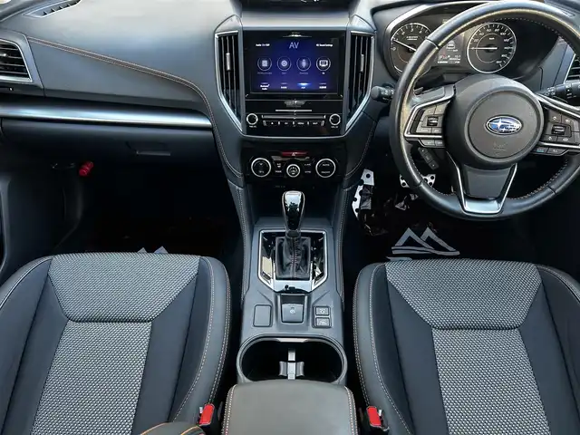 スバル ＸＶ ハイブリッド 2．0e－S アイサイト 道北・旭川 2019(令1)年 3.9万km クリスタルホワイトP 純正ナビ/フルセグTV/左サイド、バックカメラ/ハーフレザーシート/前席パワーシート/ドライブレコーダー/オートライト/LEDヘッドライト/オートライト/プッシュスタート/スマートキー/パドルシフト/コーナーセンサー/ETC