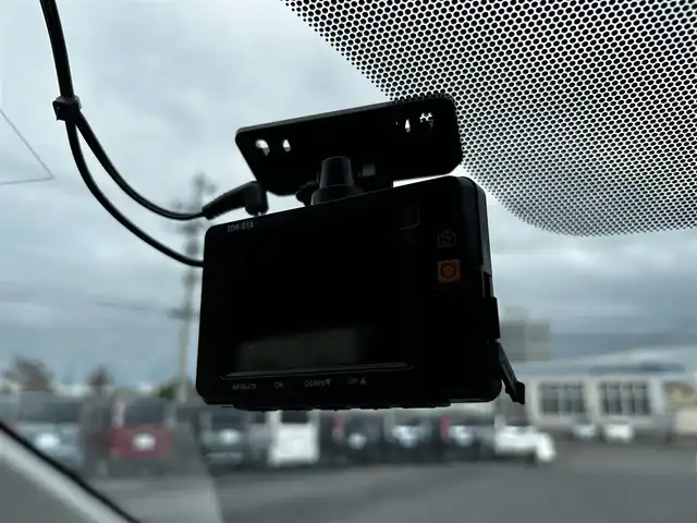 トヨタ アクア S 福島県 2020(令2)年 2.5万km スーパーホワイトⅡ 純正ナビ/バックカメラ/Bluetooth/前後ドライブレコーダー/プリクラッシュセーフティ/レーンディパーチャーアラート/ステアリングリモコン/オートマチックハイビーム