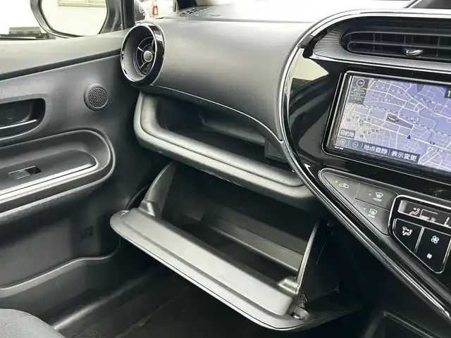 トヨタ アクア S 福島県 2020(令2)年 2.5万km スーパーホワイトⅡ 純正ナビ/バックカメラ/Bluetooth/前後ドライブレコーダー/プリクラッシュセーフティ/レーンディパーチャーアラート/ステアリングリモコン/オートマチックハイビーム