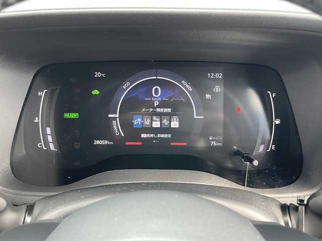 トヨタ シエンタ ハイブリッド Z 岩手県 2024(令6)年 2.8万km ダークグレー トヨタチームメイトアドバンストパーク　トヨタセーフティセンス　ハンズフリーパワスラ　純正１０．５型ナビ　全周囲Ｃ　ＡＣ１００Ｖ電源　ステアヒーター　寒冷地仕様　ハイビームアシスト　天井サーキュレーター