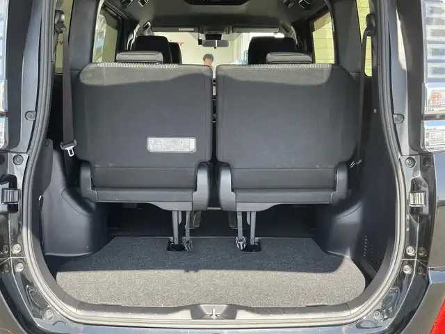 トヨタ ヴォクシー ZS 煌Ⅱ 宮崎県 2020(令2)年 4万km ブラック 純正SDナビ/（CD/DVD/AM/FM/BT)/フルセグTV/TVキャンセラー/ステアリングスイッチ/クルーズコントロール/両側パワースライドドア/アイドリングストップ/車線逸脱警報機能/クリアランスソナー/パーキングサポートブレーキ/トヨタセーフティセンス/ドライブレコーダー/オートハイビーム/ビルトインETC