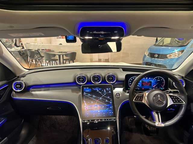 メルセデス・ベンツ Ｃ２２０ｄ 4マチック オールテレイン 道央・札幌 2022(令4)年 3.4万km ポーラホワイト レザーエクスクルーシブパッケージ/　・パノラミックスライディングルーフ/　・本革シート/レーダーセーフティパッケージ/アクティブパーキングアシスト/DIGITAライド/アダプティブハイビームアシストプラス/MBUX ARナビゲーション/ヘッドアップディスプレイ/フルセグテレビ/USB/BT/ワイヤレスチャージング/アンビエントライトプラス/オートマチックテールゲート