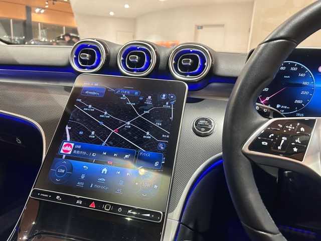 メルセデス・ベンツ Ｃ２２０ｄ 4マチック オールテレイン 道央・札幌 2022(令4)年 3.4万km ポーラホワイト レザーエクスクルーシブパッケージ/　・パノラミックスライディングルーフ/　・本革シート/レーダーセーフティパッケージ/アクティブパーキングアシスト/DIGITAライド/アダプティブハイビームアシストプラス/MBUX ARナビゲーション/ヘッドアップディスプレイ/フルセグテレビ/USB/BT/ワイヤレスチャージング/アンビエントライトプラス/オートマチックテールゲート