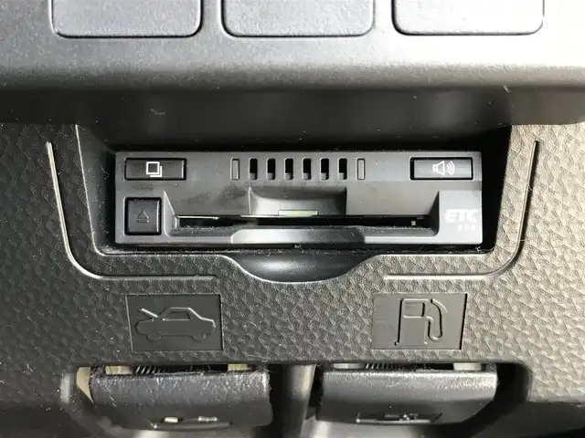 トヨタ タンク カスタムG S 鳥取県 2016(平28)年 10.3万km プラムブラウンパールクリスタルシャイン 代車予定車両　他店落札不可/純正９インチナビ/フルセグ/CD/BT/バックカメラ/スマートアシスト/レーンキープアシスト/クルーズコントロール/両側パワースライドドア/ETC/LEDヘットライト/フォグライト/純正１４インチアルミホイール/プッシュエンジンスタート/アイドリングストップ/スペアキー/フロアマット・ドアバイザー/保証書・取扱説明書