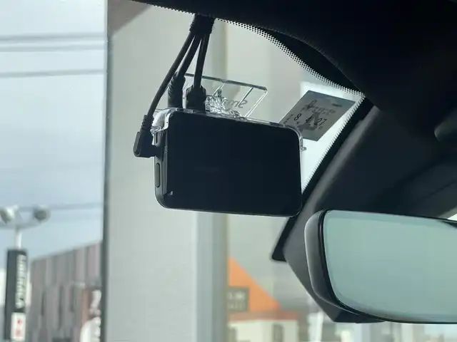 プジョー プジョー ２００８ GT ブルー HDi 山梨県 2023(令5)年 2万km BLANC NACRE 黒半革シート/全周囲カメラ/純正ディスプレイオーディオ　/ＡｎｄｒｏｉｄＡｕｔｏ/AppleCarPlay/LEDヘッドライト/オートハイビーム/アンビエンスライト　/ＡＣＣ　/ＬＫＡ　/ＢＳＡ/前席シートヒーター　/ＥＴＣ　/アイドリングストップ　/パドルシフト　/前後ドラレコ