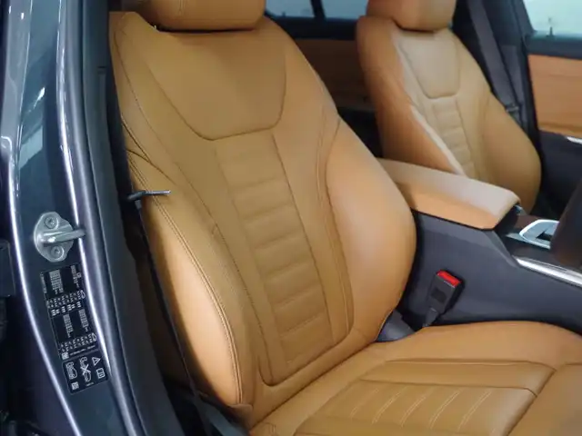 ＢＭＷ ＢＭＷ ３２０ｄ xDrive Mスポーツ 兵庫県 2021(令3)年 0.9万km ミネラルグレー 純正ナビ/全方位カメラ/ワイヤレス充電/純正前後ドライブレコーダー/ETC/シートヒーター（D+N席)/アダプティブクルーズコントロール/レーンキープアシスト/ブラインドスポットモニター/ブラウンレザーシート/アンビエントライト/パワーバックドア/コンフォートアクセス/Bluetooth/Apple Car Plqy/衝突軽減ブレーキ/LEDヘッドライト/オートマチックハイビーム/純正フロアマット/パワーシート（D+N席）/純正18インチ純正AW/ワンオーナー/スペアキー有