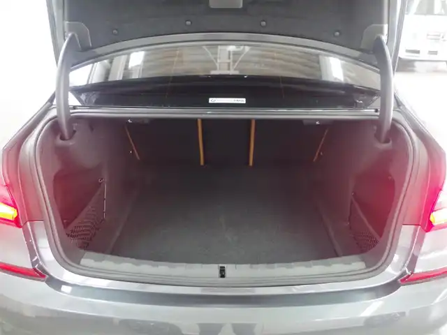 ＢＭＷ ＢＭＷ ３２０ｄ xDrive Mスポーツ 兵庫県 2021(令3)年 0.9万km ミネラルグレー 純正ナビ/全方位カメラ/ワイヤレス充電/純正前後ドライブレコーダー/ETC/シートヒーター（D+N席)/アダプティブクルーズコントロール/レーンキープアシスト/ブラインドスポットモニター/ブラウンレザーシート/アンビエントライト/パワーバックドア/コンフォートアクセス/Bluetooth/Apple Car Plqy/衝突軽減ブレーキ/LEDヘッドライト/オートマチックハイビーム/純正フロアマット/パワーシート（D+N席）/純正18インチ純正AW/ワンオーナー/スペアキー有