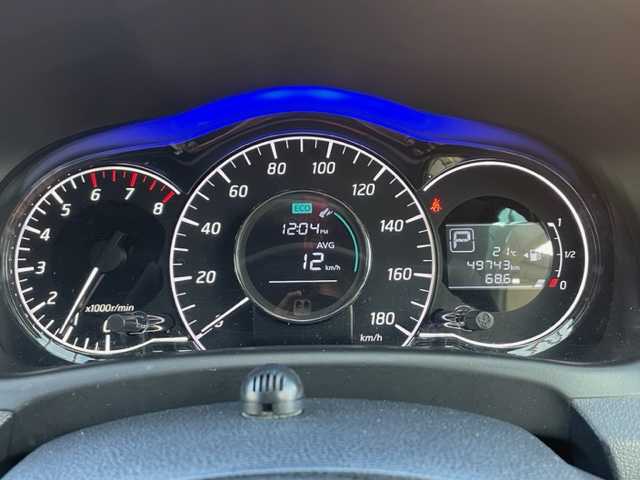 日産 ノート ニスモ 神奈川県 2015(平27)年 5万km ダークメタルグレー スーパーチャージャー/純正SDナビ【MC315D-W】/・DTV/CD/DVD/BT/AUX		/バックカメラ/ETC			/純正16インチAW/ルーフエンドスポイラー/オートライト/純正LEDヘッドライト/バックフォグ			/プッシュEgスタート/ストップ/インテリジェントキー×2			/ターンランプ付電動格納ドアミラー/ドアバイザー/純正フロアマット/取扱説明書/ナビ取扱説明書/新車時保証書