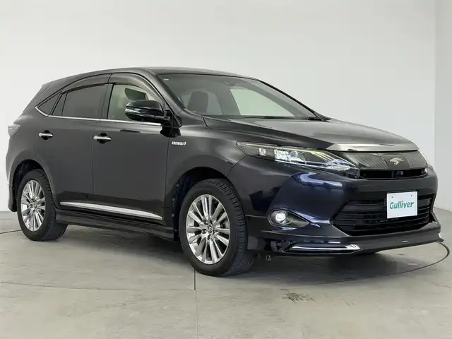 トヨタ ハリアー ハイブリッド プレミアム アドバンスドP 愛知県 2015(平27)年 2.8万km スパークリングブラックパールクリスタルシャイン モデリスタフルエアロ/JBLプレミアムサウンド/パノラミックビューモニター/ブラックレザーシート/メーカーナビ/・フルセグTV/・Disc/・Bluetooth/・ラジオ/前席パワーシート/前席シートヒーター/ETC/レーダークルーズコントロール/パワーバックドア/LEDヘッドライト/シートメモリー/プリクラッシュセーフティ/オートマチックハイビーム/ワイヤレス充電/クリアランスソナー/ステアリングスイッチ/先行車発進お知らせ機能/プッシュスタート