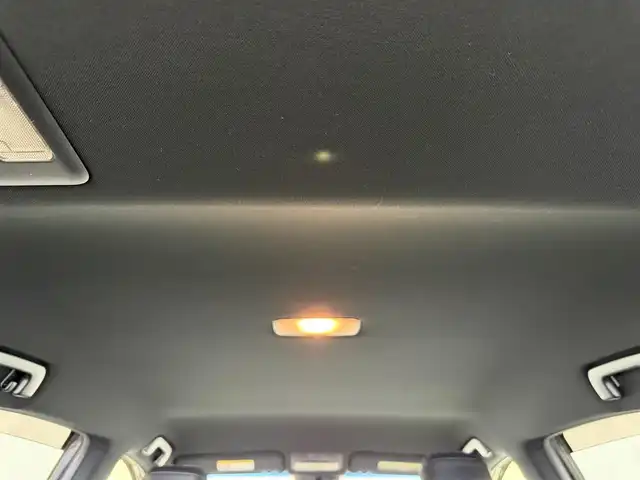 トヨタ ハリアー ハイブリッド プレミアム アドバンスドP 愛知県 2015(平27)年 2.8万km スパークリングブラックパールクリスタルシャイン モデリスタフルエアロ/JBLプレミアムサウンド/パノラミックビューモニター/ブラックレザーシート/メーカーナビ/・フルセグTV/・Disc/・Bluetooth/・ラジオ/前席パワーシート/前席シートヒーター/ETC/レーダークルーズコントロール/パワーバックドア/LEDヘッドライト/シートメモリー/プリクラッシュセーフティ/オートマチックハイビーム/ワイヤレス充電/クリアランスソナー/ステアリングスイッチ/先行車発進お知らせ機能/プッシュスタート