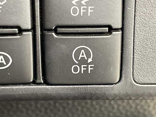 トヨタ タンク カスタムG－T 群馬県 2020(令2)年 2万km マゼンタベリーマイカM 純正１２型後席モニター　純正９型ナビ　フルセグＴＶ　全周囲カメラ　衝突被害軽減システム　クルーズコントロール　両側電動スライドドア　シートヒーター　ステアリングスイッチ　ＬＥＤライト　ＥＴＣ　禁煙車