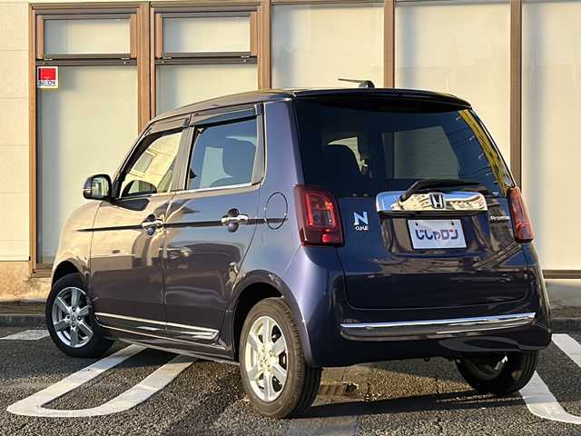 ホンダ Ｎ ＯＮＥ プレミアムSSブラウンスタイルパッケージ 東京都 2017(平29)年 9.3万km プレミアムブルームーンパール (株)IDOMが運営する【じしゃロン国分寺店】の自社ローン対象車両になります。こちらは現金ご利用時の価格です。自社ローンご希望の方は別途その旨お申付け下さい。/Gathersディスプレイオーディオ（WX-171C）/バックカメラ/ハーフレザー調シート/プッシュスタート/スマートキー/純正アルミ/ウィンカーミラー/バイザー/オートライト/黒革巻きステアリング