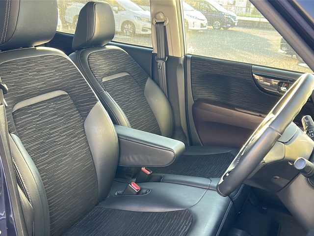 ホンダ Ｎ ＯＮＥ プレミアムSSブラウンスタイルパッケージ 東京都 2017(平29)年 9.3万km プレミアムブルームーンパール (株)IDOMが運営する【じしゃロン国分寺店】の自社ローン対象車両になります。こちらは現金ご利用時の価格です。自社ローンご希望の方は別途その旨お申付け下さい。/Gathersディスプレイオーディオ（WX-171C）/バックカメラ/ハーフレザー調シート/プッシュスタート/スマートキー/純正アルミ/ウィンカーミラー/バイザー/オートライト/黒革巻きステアリング