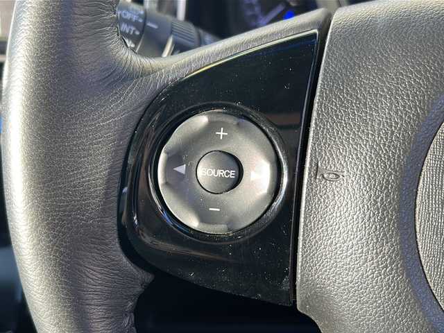 ホンダ Ｎ ＯＮＥ プレミアムSSブラウンスタイルパッケージ 東京都 2017(平29)年 9.3万km プレミアムブルームーンパール (株)IDOMが運営する【じしゃロン国分寺店】の自社ローン対象車両になります。こちらは現金ご利用時の価格です。自社ローンご希望の方は別途その旨お申付け下さい。/Gathersディスプレイオーディオ（WX-171C）/バックカメラ/ハーフレザー調シート/プッシュスタート/スマートキー/純正アルミ/ウィンカーミラー/バイザー/オートライト/黒革巻きステアリング