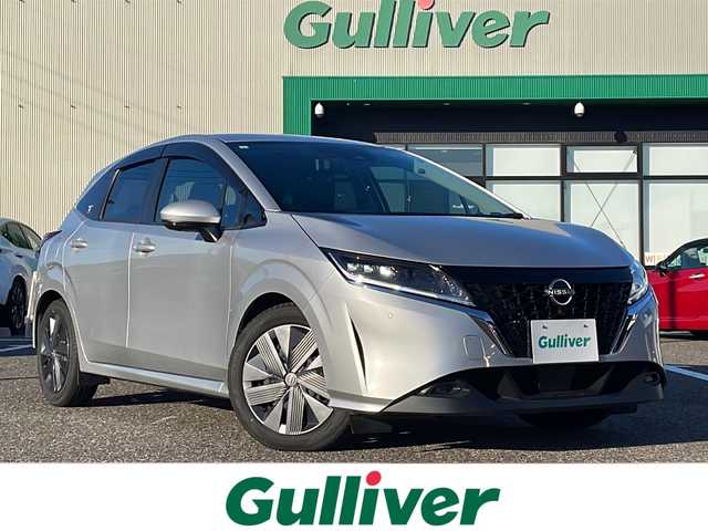 日産 ノート X 島根県 2021(令3)年 8.1万km ブリリアントシルバー ・純正ナビ（メーカー/BT/フルセグTV/FMAM）/・レーダークルーズコントロール/・ビルトインETC/・置くだけ充電/・USB接続/・HDMI接続/・オートライト/・オートハイビーム/・デジタルインナーミラー/・ドライブレコーダー