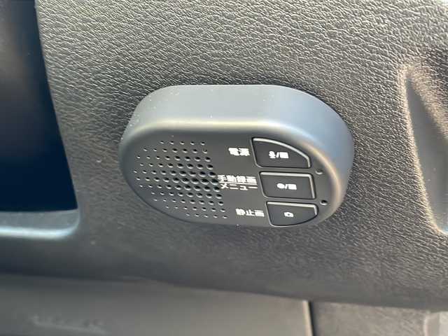 日産 ノート X 島根県 2021(令3)年 8.1万km ブリリアントシルバー ・純正ナビ（メーカー/BT/フルセグTV/FMAM）/・レーダークルーズコントロール/・ビルトインETC/・置くだけ充電/・USB接続/・HDMI接続/・オートライト/・オートハイビーム/・デジタルインナーミラー/・ドライブレコーダー