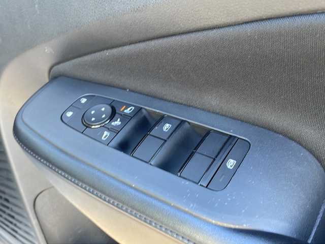 日産 ノート X 島根県 2021(令3)年 8.1万km ブリリアントシルバー ・純正ナビ（メーカー/BT/フルセグTV/FMAM）/・レーダークルーズコントロール/・ビルトインETC/・置くだけ充電/・USB接続/・HDMI接続/・オートライト/・オートハイビーム/・デジタルインナーミラー/・ドライブレコーダー