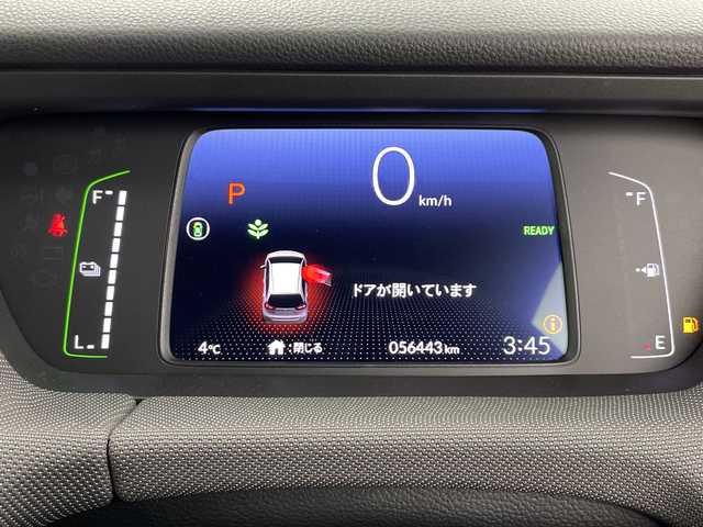 ホンダ フィット e:HEVネス 道央・札幌 2020(令2)年 5.7万km 緑／グレー ・4WD/・ワンオーナー/・寒冷地仕様/・社外ナビ/（CD DVD SD BT USB フルセグ）/・ホンダセンシング/・アクセントツートン/・レーダークルーズ/・ドアミラーヒーター/・ホンダコネクトフォーギャザズ/・コンフォートビューパッケージ/・純正１６AW/・社外ドラレコ前のみ/・LEDヘッドライト