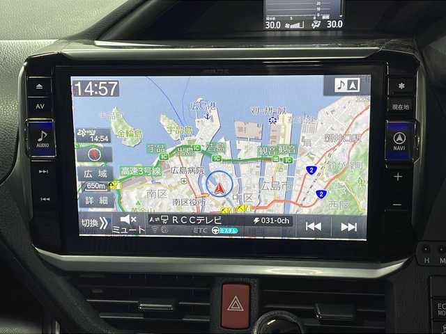 トヨタ ヴォクシー ZS 煌 広島県 2018(平30)年 4.5万km ホワイトパールクリスタルシャイン ALPINE11型ナビ/ALPINEフリップダウンモニター/両側パワースライドドア/サイド/バックカメラ/社外デジタルインナーミラー/セーフティンセンス/・プリクラッシュセーフティ/・レーンディパーチャーアラート/・オートマチックハイビーム/クルーズコントロール/LEDヘッドランプ/USB/HDMI入力端子/ETC