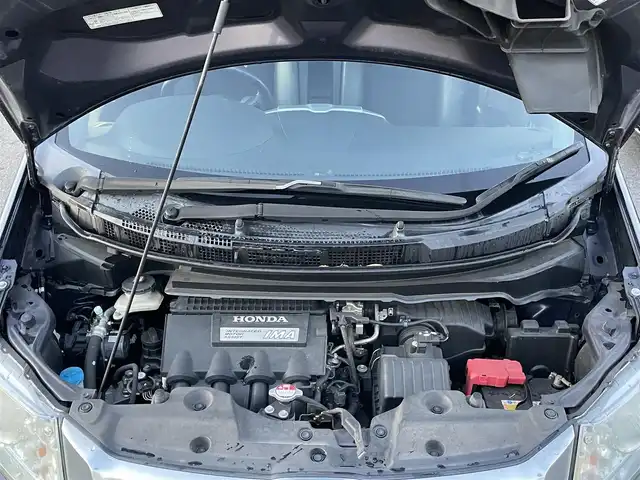 ホンダ フリード スパイク ハイブリット プレミアムエディション 群馬県 2015(平27)年 7万km グラマラスモーブP 純正8インチナビ/・AM/FM/フルセグTV/・CD/DVD/MSV/・Bluetooth/SD/横滑り防止/オートライト/クルーズコントロール/バックカメラ/両側電動スライドドア/ETC/純正フロアマット/純正ドアバイザー/スマートキー