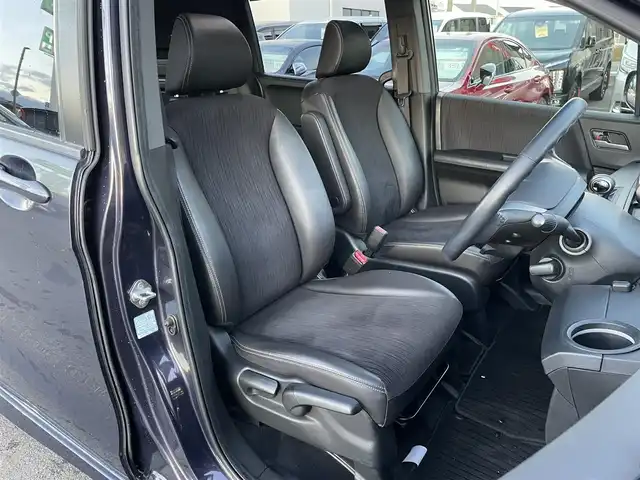 ホンダ フリード スパイク ハイブリット プレミアムエディション 群馬県 2015(平27)年 7万km グラマラスモーブP 純正8インチナビ/・AM/FM/フルセグTV/・CD/DVD/MSV/・Bluetooth/SD/横滑り防止/オートライト/クルーズコントロール/バックカメラ/両側電動スライドドア/ETC/純正フロアマット/純正ドアバイザー/スマートキー