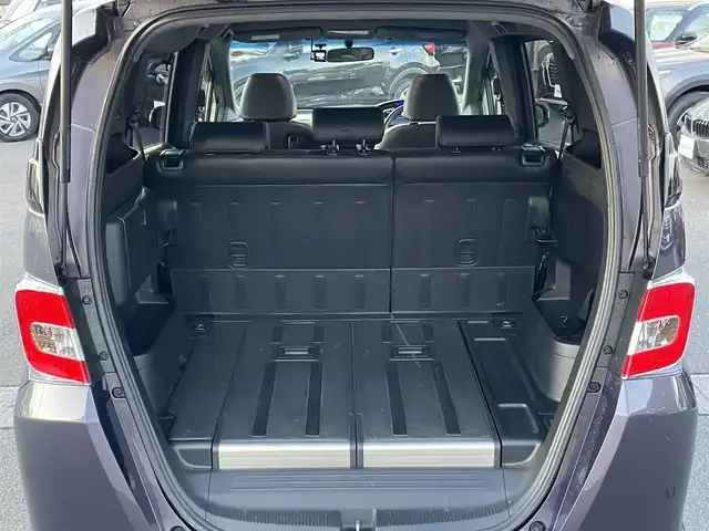 ホンダ フリード スパイク ハイブリット プレミアムエディション 群馬県 2015(平27)年 7万km グラマラスモーブP 純正8インチナビ/・AM/FM/フルセグTV/・CD/DVD/MSV/・Bluetooth/SD/横滑り防止/オートライト/クルーズコントロール/バックカメラ/両側電動スライドドア/ETC/純正フロアマット/純正ドアバイザー/スマートキー