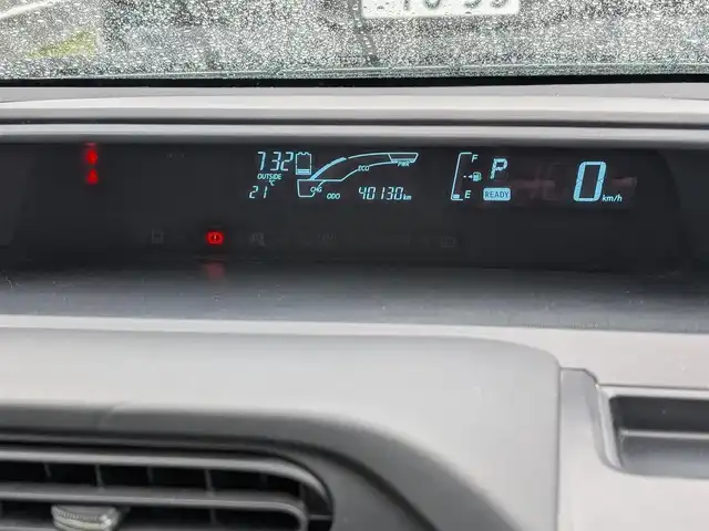トヨタ アクア S 福井県 2014(平26)年 4.1万km ライムホワイトパールクリスタルシャイン 純正15インチAW/LEDヘッドライト/Fフォグ/前方ドライブレコーダー/バックカメラ/純正メモリナビ/横滑り防止装置/ダブルエアバッグ/アイドリングストップ/リモコンキー