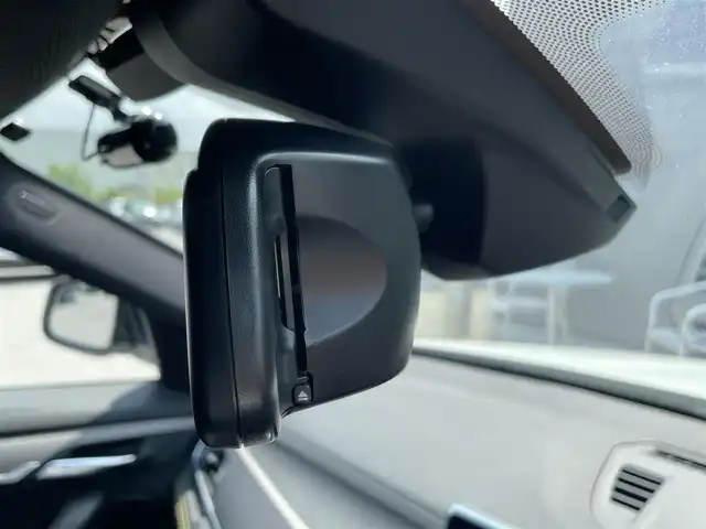 ＢＭＷ Ｘ２ xDrive 18d MスポーツX 滋賀県 2019(令1)年 4.9万km アルピンホワイトⅢ コンフォートパッケージ/・電動リアゲート/・前席シートヒーター/インテリジェントセーフティ　/・歩行者警告　/・衝突警告　/・車線逸脱警告　/純正HDDナビ/（BT/USB）/バックカメラ/ドライブレコーダー/ルームミラー内蔵型ETC/コンフォートアクセス/LEDヘッドライト　/オートライト　/レインセンサー/コーナーセンサー/アンビエントライト/純正19インチAW/取扱説明書/スペアキー