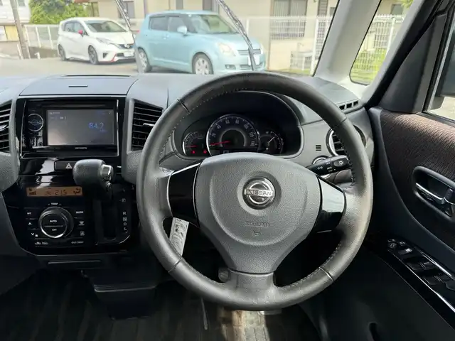 日産 ルークス ハイウェイスター ターボ 静岡県 2012(平24)年 7.3万km ミステリアスバイオレットパール 走行72959キロ（登録時）/車検令和7年10月25日まで/両側パワースライドドア/カロッツェリア5.8型DVDオーディオ/USB入力/バックカメラ/スマートキー×2/プッシュスタート/ウィンカーミラー/HIDヘッドライト/フォグランプ/外フロントグリル/リヤスポイラー/純正14インチアルミ/純正ドアバイザー/純正フロアマット/オートエアコン/新車時保証書