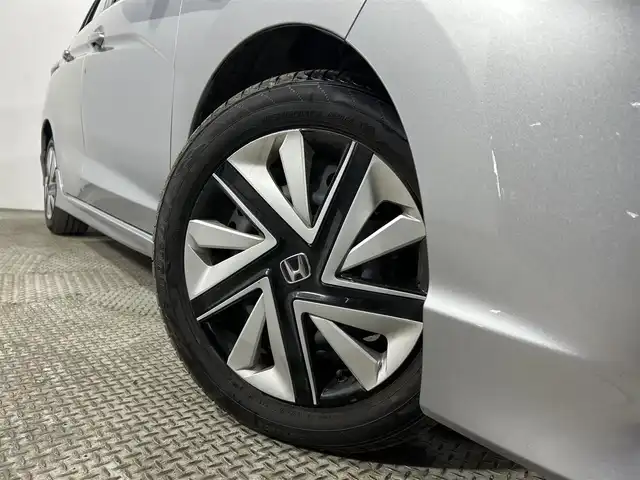 ホンダ シャトル ハイブリッド ホンダセンシング 大阪府 2019(令1)年 3.7万km ルナシルバーM 社外ナビ(地デジ/Bluetooth) 衝突軽減 バックカメラ ETC レーダークルコン レーンアシスト スマートキー プッシュスタート オートエアコン 電格ミラー 横滑り防止 ABS 禁煙車