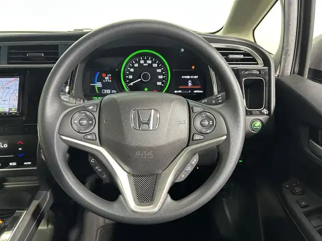 ホンダ シャトル ハイブリッド ホンダセンシング 大阪府 2019(令1)年 3.7万km ルナシルバーM 社外ナビ(地デジ/Bluetooth) 衝突軽減 バックカメラ ETC レーダークルコン レーンアシスト スマートキー プッシュスタート オートエアコン 電格ミラー 横滑り防止 ABS 禁煙車