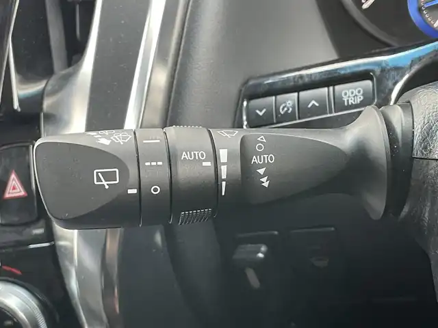 トヨタ ヴェルファイア ハイブリット ZR Gエディション 千葉県 2015(平27)年 7.3万km ブラック 純正ナビ/CD/DVD/BT/USB/全方向カメラ/D席メモリシート/D+N席電動シート/ステアリングスイッチ/電動パーキングブレーキ/ブレーキホールド/電動格納ミラー/オートミラー/ウインカーミラー/置くだけ充電