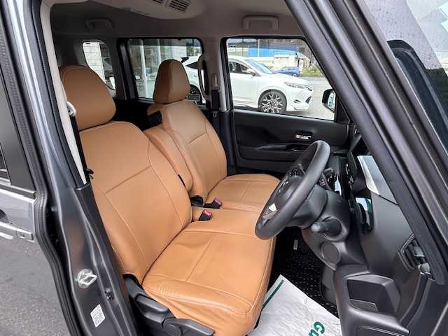 日産 ルークス HWS X プロパイロットED 大阪府 2021(令3)年 1万km チタニウムグレーメタリック プロパイロット/全方位カメラ/エマージェンシーブレーキ/レーンキープアシスト/コーナーセンサー/横滑り防止装置/盗難防止装置/両側パワースライドドア/ビルトインＥＴＣ/LEDヘッドライト/オートライト/純正アルミホイール/純正フロアマット/スペアキー(1本)/プッシュスタート