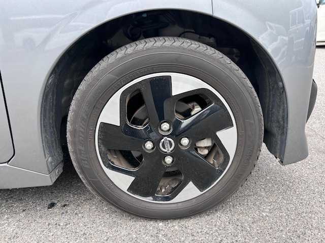 日産 ルークス HWS X プロパイロットED 大阪府 2021(令3)年 1万km チタニウムグレーメタリック プロパイロット/全方位カメラ/エマージェンシーブレーキ/レーンキープアシスト/コーナーセンサー/横滑り防止装置/盗難防止装置/両側パワースライドドア/ビルトインＥＴＣ/LEDヘッドライト/オートライト/純正アルミホイール/純正フロアマット/スペアキー(1本)/プッシュスタート