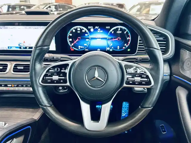 メルセデス・ベンツ Ｍ・ベンツ ＧＬＳ４００ｄ 4マチック AMGライン 大阪府 2023(令5)年 5.7万km オブシディアンブラック オフロードエンジニアリングP/レザーエクスクルーシブP/レーダーセーフティP/サンルーフ/HUD/黒革/メモリ付きパワーシート/エアシートヒーター/ブルメスター/純正ナビ/TV/360度カメラ/applecarplay/電動リアゲート/電動格納サードシート/純正21インチAW/LEDヘッドライト/アンビエントライト/ブラインドスポット/パフュームアトマイザー/ドアイージークローザー/ワイヤレス充電