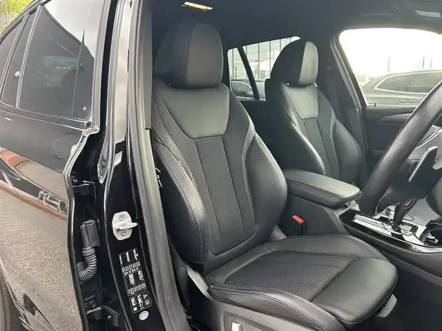ＢＭＷ Ｘ３ xDrive20d Mスポーツ 滋賀県 2017(平29)年 5.5万km サファイアブラックP ワンオーナー/純正HDDナビ/TV/CD/DVD/BT/USB/360°カメラ/インテリジェントセーフティ/ドラレコ/前後PDC/ハーフレザーシート/パワーシート/電動リアゲート/アダプティプLEDヘッドライト/ACC/LKA/BSM/ワイヤレスチャージ/ルームミラーETC