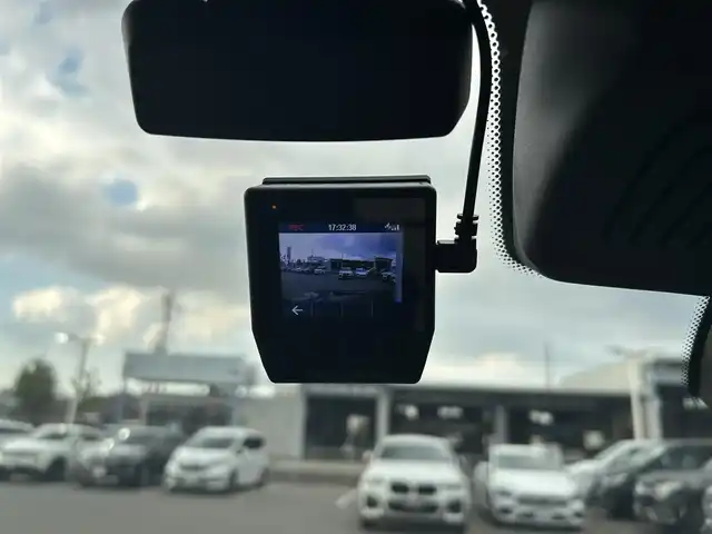 ＢＭＷ Ｘ３ xDrive20d Mスポーツ 滋賀県 2017(平29)年 5.5万km サファイアブラックP ワンオーナー/純正HDDナビ/TV/CD/DVD/BT/USB/360°カメラ/インテリジェントセーフティ/ドラレコ/前後PDC/ハーフレザーシート/パワーシート/電動リアゲート/アダプティプLEDヘッドライト/ACC/LKA/BSM/ワイヤレスチャージ/ルームミラーETC