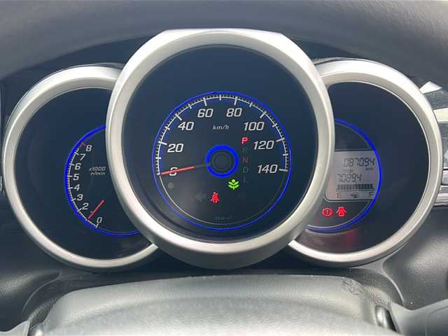 ホンダ Ｎ ＢＯＸ カスタム G SSパッケージ 山口県 2014(平26)年 8.7万km プレミアムホワイトパール ワンオーナー/禁煙車/スマートキー/プッシュスタート/ETC/両側パワースライドドア/純正SDナビ/(TV/BT/DVD/ラジオ)/バックカメラ/純正フロアマット/純正アルミホイール/ドアバイザー/シートヒーター/オートエアコン/オートライト/パワーウィンドウ/横滑り防止装置/CTBA/保証書/取扱説明書/記録簿