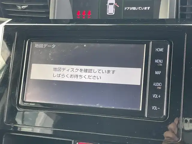 トヨタ タンク カスタムG－T 東京都 2020(令2)年 5.1万km ブラックマイカメタリック スマートアシスト３/衝突軽減ブレーキ/ハイビームアシスト/純正ナビ（NSZT-W68T）/バックカメラ/クルーズコントロール/シートヒーター/シート背面テーブル/両側パワースライドドア/LEDヘッドライト/フォグ/ビルトインETC