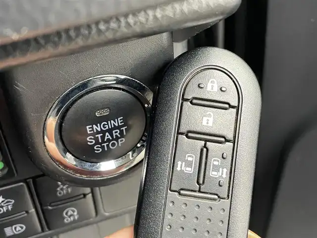 トヨタ タンク カスタムG－T 東京都 2020(令2)年 5.1万km ブラックマイカメタリック 純正ナビ【NSZT-W68T】/バックカメラ/前後ドライブレコーダー/運転席/助手席シートヒーター/ＥＴＣ2.0/クルーズコントロール/両側電動スライドドア/スマートキー/衝突軽減ブレーキ/コーナーセンサー/純正フロアマット/純正バイザー