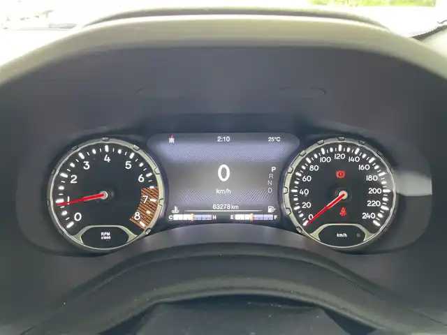 クライスラー・ジープ ジープ レネゲード トレイルホーク 福島県 2021(令3)年 6.4万km 青Ｍ ワンオーナー/4WD/純正メモリーナビ/AM/FM/BT/USB/AUX/フルセグTV/純正17インチAW(社外17AW＋冬タイヤ積込)/クルーズコントロール/リアクリアランスソナー/アイドリングストップ/バックカメラ/ルーフレール/プッシュスタート/オートライト/LEDヘッドライト/フォグ/リアフォグ/フロアマット/ETC 2.0