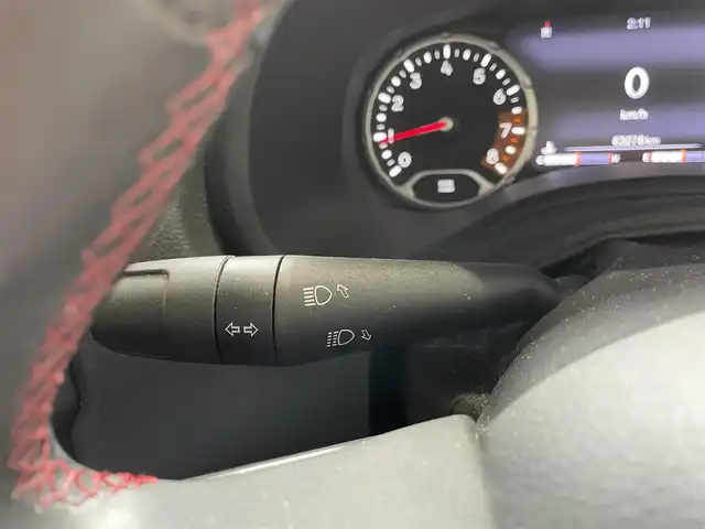 クライスラー・ジープ ジープ レネゲード トレイルホーク 福島県 2021(令3)年 6.4万km 青Ｍ ワンオーナー/4WD/純正メモリーナビ/AM/FM/BT/USB/AUX/フルセグTV/純正17インチAW(社外17AW＋冬タイヤ積込)/クルーズコントロール/リアクリアランスソナー/アイドリングストップ/バックカメラ/ルーフレール/プッシュスタート/オートライト/LEDヘッドライト/フォグ/リアフォグ/フロアマット/ETC 2.0