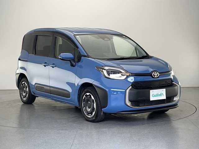 トヨタ シエンタ ハイブリッド Z 長野県 2024(令6)年 2.3万km グレイッシュブルー 4WD/トヨタセーフティセンス/両側パワースライドドア/純正ディスプレイオーディオ/追従式クルーズコントロール/純正ビルトインETC/Bluetooth/バックカメラ/ステアリングスイッチ/エンジンスターター/クリアランスソナー/車線逸脱警報/BSM/PCS/PDA/RCTA/PKSB/RSA/前後コーナーセンサー/電動格納ウインカーミラー/2列目サンシェード/USBポート/100V充電/デアイサー/シートリフター/ドアバイザー/プッシュスタート/スペアキー1本/スマートキー