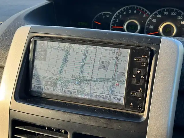 トヨタ ノア YY 滋賀県 2010(平22)年 10.8万km ブラック 純正ナビ/　地デジ Bluetooth SD CD DVD  AUX AM FM/バックカメラ/両側スライドドア/ビルトインETC/純正フロアマット/純正ドアバイザー/ヘッドライトレベライザー/オールオートパワーウィンドウ/社外15インチアルミ/スペアキー有り/取扱説明書/保証書/