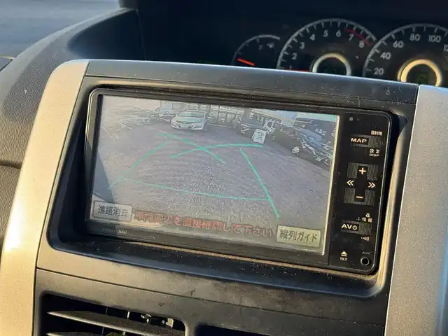 トヨタ ノア YY 滋賀県 2010(平22)年 10.8万km ブラック 純正ナビ/　地デジ Bluetooth SD CD DVD  AUX AM FM/バックカメラ/両側スライドドア/ビルトインETC/純正フロアマット/純正ドアバイザー/ヘッドライトレベライザー/オールオートパワーウィンドウ/社外15インチアルミ/スペアキー有り/取扱説明書/保証書/