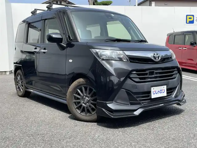 トヨタ タンク X S 埼玉県 2017(平29)年 5.8万km ブラックマイカメタリック (株)IDOMが運営する【じしゃロン鳩ヶ谷店】の自社ローン専用車両になりますこちらは現金またはオートローンご利用時の価格です。自社ローンご希望の方は別途その旨お申付け下さい/スマートアシスト2/・衝突回避支援ブレーキ機能/・衝突警報機能/・車線逸脱警報機能/・先行者発進お知らせ機能/コンフォートパッケージ/・D/N席シートヒーター/ワンオーナー/ＴＲＤエアロ/ルーフキャリア/純正ＳＤナビ/　(CD/SD/AUX/Bluetooth接続)/ワンセグＴＶ/バックカメラ/ビルドインＥＴＣ/シートヒーター/後席シェード/パワースライドドア