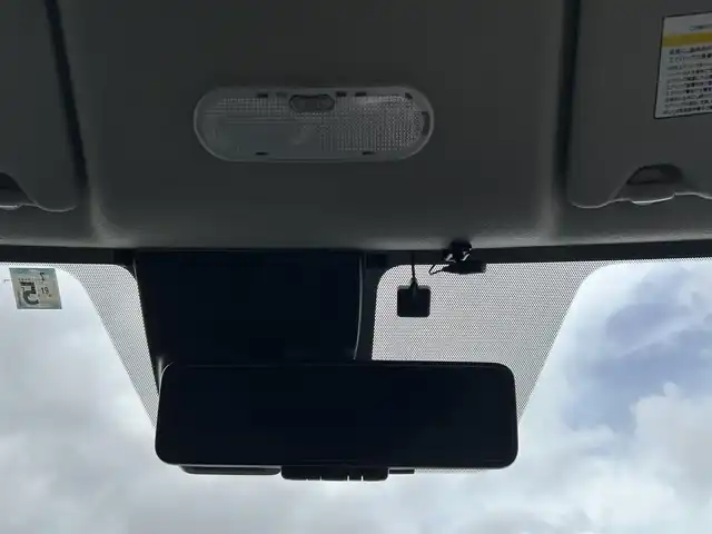 日産 ノート e－パワー X Bアロー 静岡県 2020(令2)年 4.8万km ブリリアントシルバー 社外ナビ/・フルセグTV/・Bluetooth接続/・DVD再生/インテリジェントルームミラー/アラウンドビューモニター/エマージェンシーブレーキ/前後コーナーセンサー/プッシュスタート/スマートキー/スペアキー/ETC/オートライト/オートハイビーム/取扱説明書/保証書