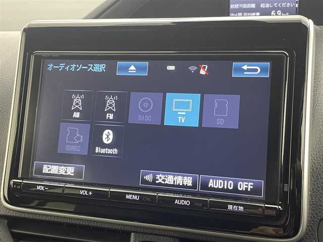 トヨタ ノア Si ダブルバイビー 茨城県 2018(平30)年 7.6万km ホワイトパールクリスタルシャイン 純正9型ナビ/バックカメラ/フルセグ/衝突被害軽減ブレーキ/車線逸脱抑制装置/クルーズコントロール/オートマチックハイビーム/クリアランスソナー/両側電動スライドドア/ETC/純正16インチAW/LEDヘッドライト/スマートキー