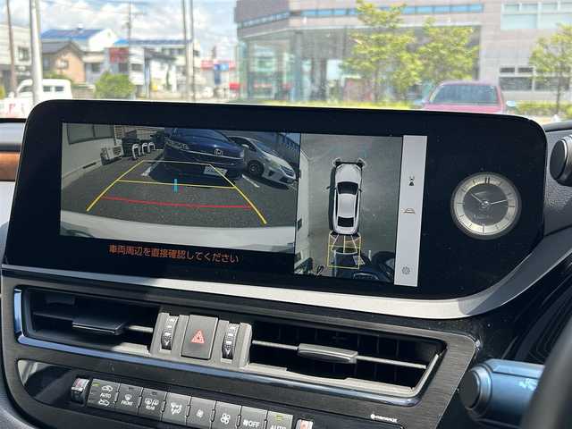 レクサス ＥＳ 300h バージョンL 福島県 2022(令4)年 0.5万km ソニッククォーツ サンルーフ/メーカーナビ/「AM/FM/フルセグTV/BT」/パノラミックビューモニター/パワートランク/セーフティセンス/3眼LEDオートヘッドライト/レザーシート/純正18インチアルミホイール/前後ドライブレコーダー/ビルトインETC2.0/フロントメモリー付きパワーシート/シートヒーター＆シートエアコン/ステアリングヒーター/パドルシフト/電動リアサンシェード/AC１００V/電動パーキング/オートホールド/キーレス
